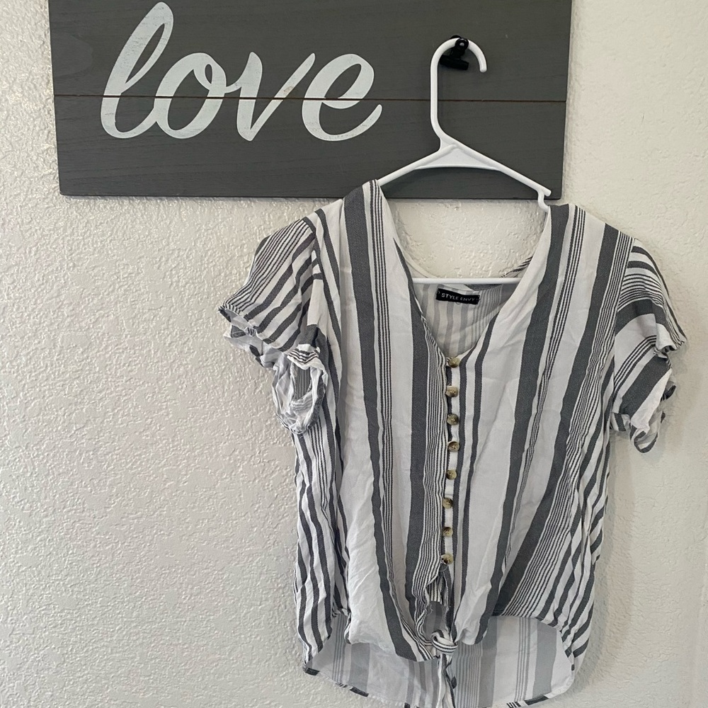 Crop tie shirt - Picture 1 of 1